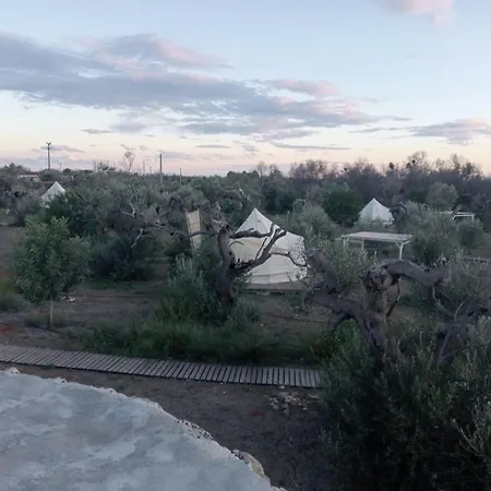 Macaria Agricampeggio مكان تخييم *